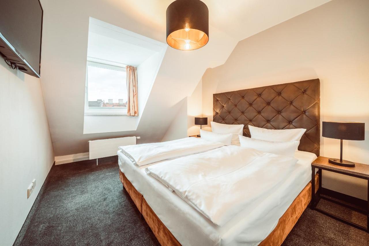 Familienapartment Am Neumarkt Lll Dresda Esterno foto